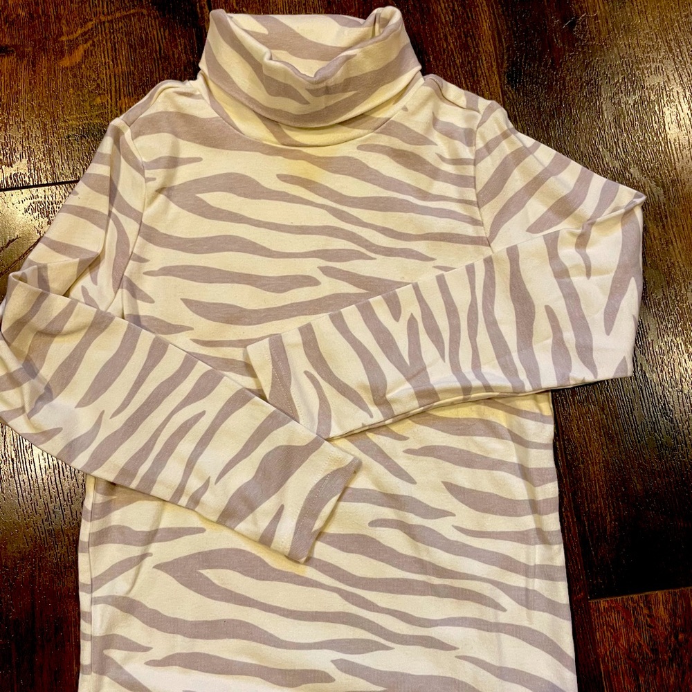 GYMBOREE Tiger Love Turtleneck Size 7
